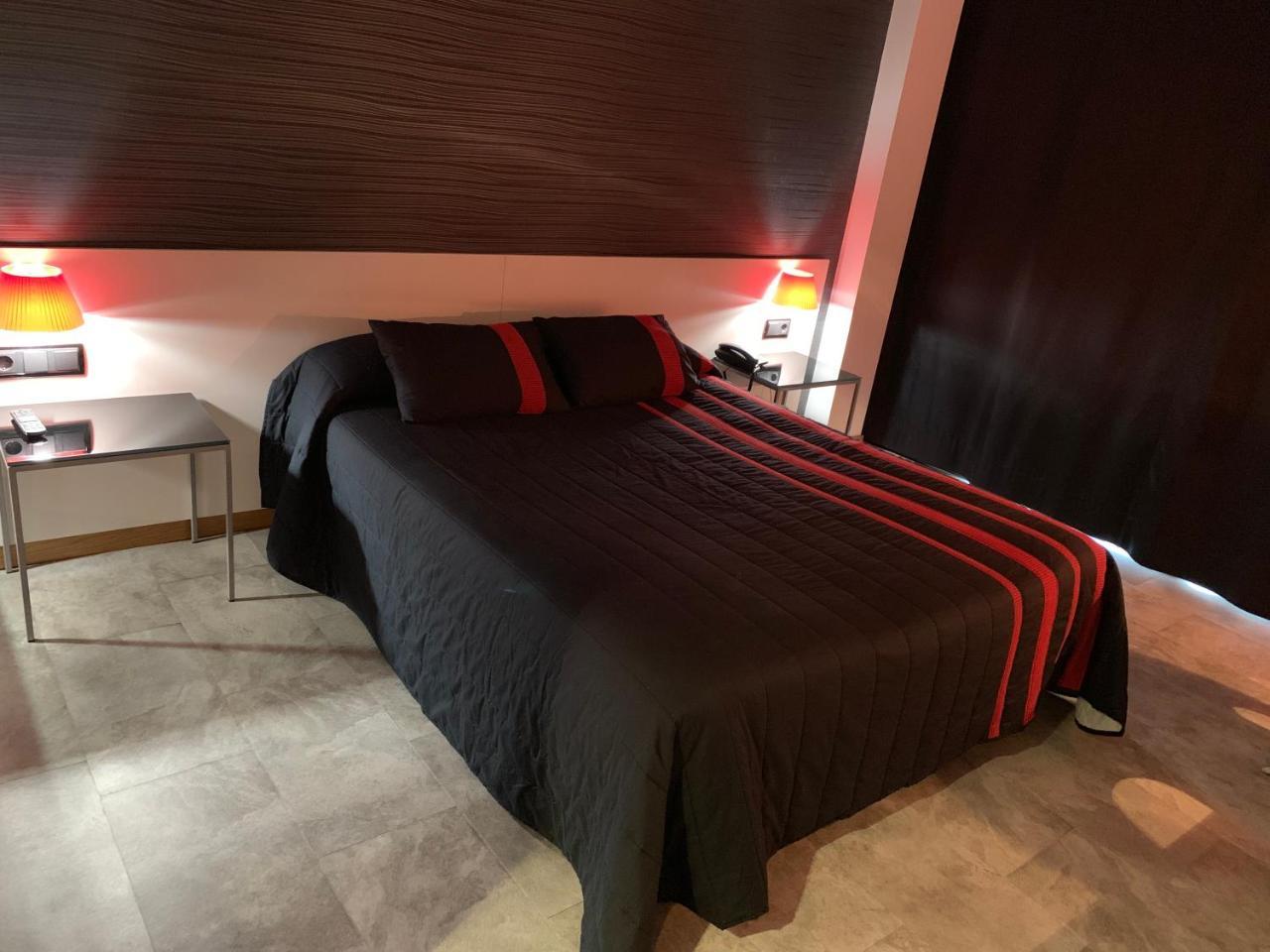La Suite Hotel Виго Экстерьер фото
